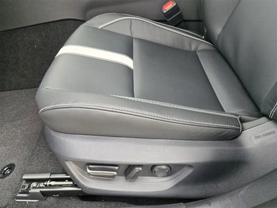 2026 Toyota Camry - Photo 16