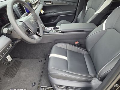 2026 Toyota Camry - Photo 8