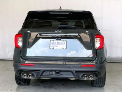 2022 Ford Explorer - Photo 3