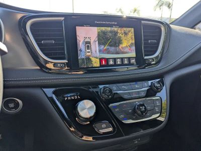 2026 Chrysler Pacifica — photo 21 view