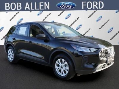 2025 Ford Escape Active in Black Metallic — front three-quarter view