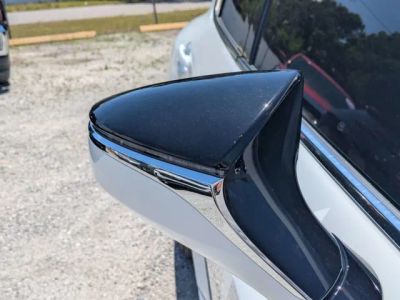 2024 Lexus IS — photo 11 view