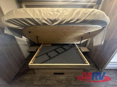 2025 Winnebago Vista - Photo 31