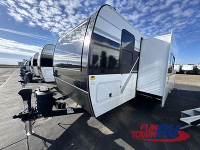 2026 Winnebago Thrive - Photo 4
