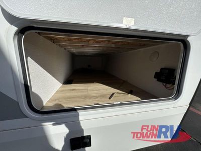 2026 Winnebago Thrive - Photo 13