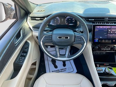 2025 Jeep Grand Cherokee L — photo 21 view