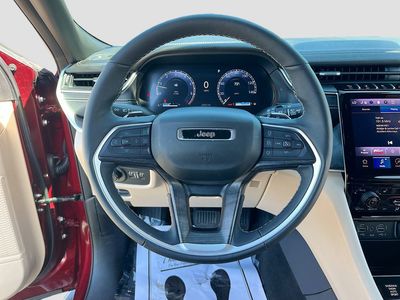 2025 Jeep Grand Cherokee L — photo 11 view