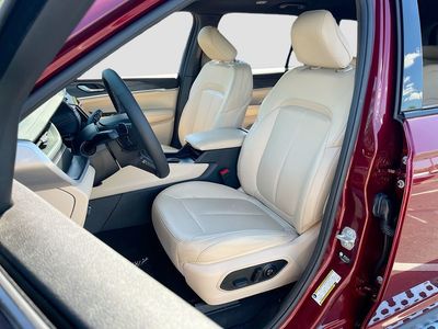 2025 Jeep Grand Cherokee L — photo 18 view