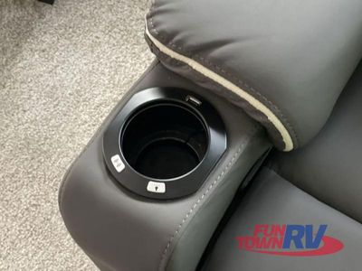 2022 Forest River RV Wildcat - Photo 36