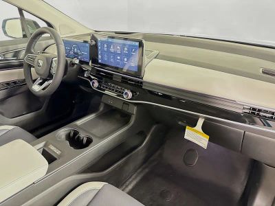 2026 Honda Prologue — photo 34 view