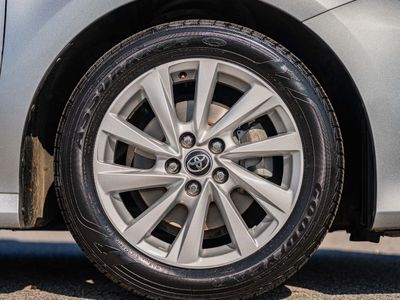2021 Toyota Camry - Photo 8