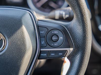 2021 Toyota Camry - Photo 25