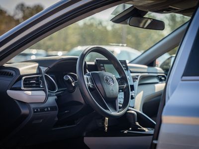 2021 Toyota Camry - Photo 16