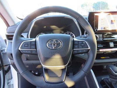 2026 Toyota Highlander Hybrid - Photo 36