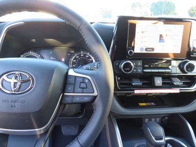 2026 Toyota Highlander Hybrid - Photo 38