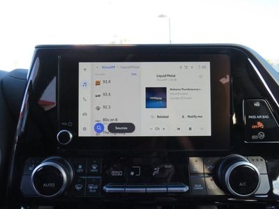 2026 Toyota Highlander Hybrid - Photo 33
