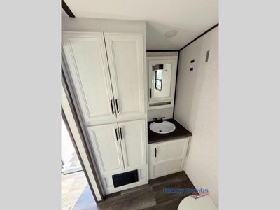 2022 Dutchmen RV Atlas - Photo 17