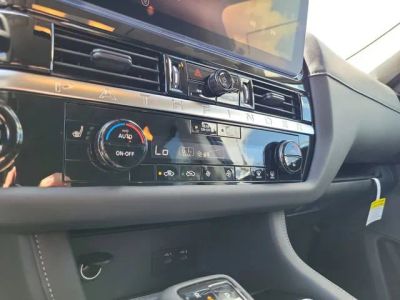 2026 Nissan Pathfinder — photo 17 view