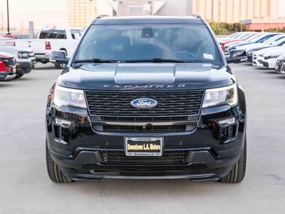 2018 Ford Explorer - Photo 2