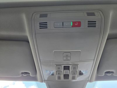 2023 Volkswagen Tiguan - Photo 16