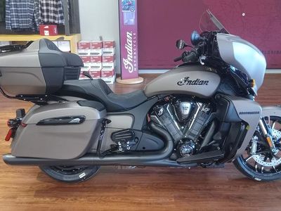 2025 Indian Motorcycle Roadmaster PowerPlus Dark Horse 112 Nara Bronze Smoke - Photo 10