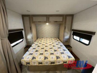 2025 Ember RV E-Series - Photo 28