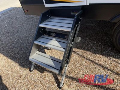 2025 Ember RV E-Series - Photo 10
