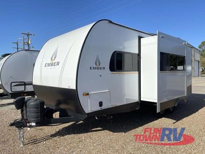 2025 Ember RV E-Series - Photo 3