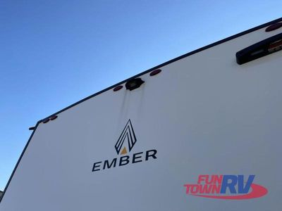 2025 Ember RV E-Series - Photo 12