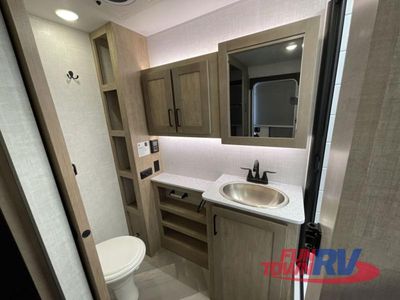 2025 Ember RV E-Series - Photo 21