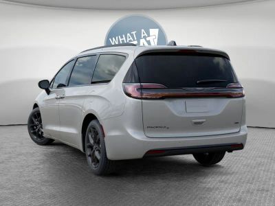2026 Chrysler Pacifica — interior view