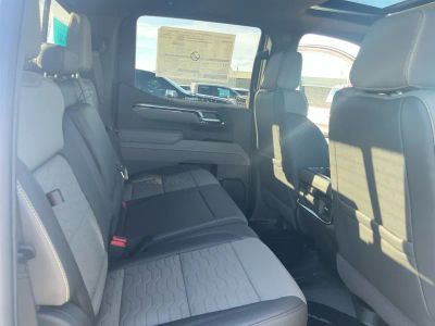 2026 Chevrolet Silverado 1500 — photo 8 view