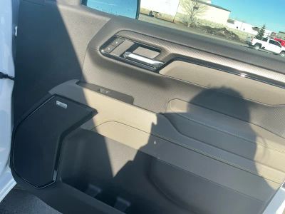 2026 Chevrolet Silverado 1500 — photo 13 view