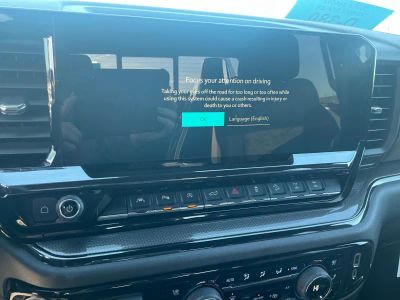 2026 Chevrolet Silverado 1500 — photo 12 view