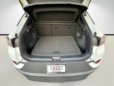 2025 Volkswagen ID.4 — photo 12 view