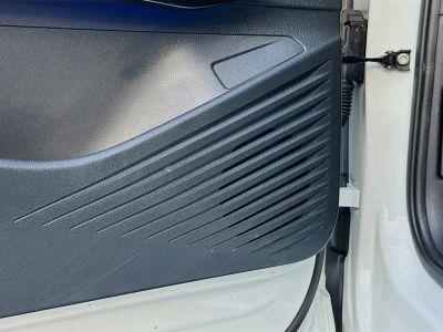 2025 Volkswagen ID.4 — photo 22 view