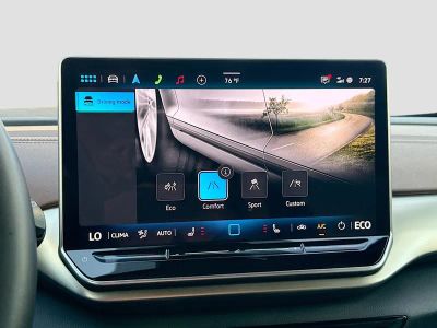 2025 Volkswagen ID.4 — photo 27 view