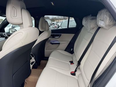 2026 Mercedes-Benz GLC — photo 29 view