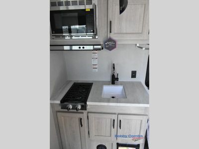 2025 Coachmen RV Catalina Summit Series 7 - Photo 12