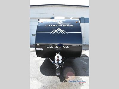 2025 Coachmen RV Catalina Summit Series 7 - Photo 3