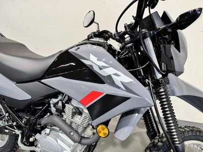 2025 Honda XR150L - Photo 12