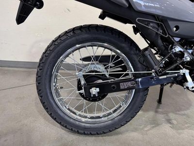 2025 Honda XR150L - Photo 15