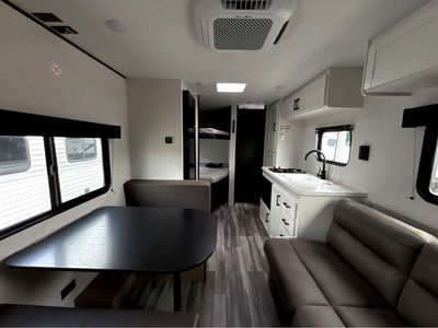 2026 Jayco Jay Flight SLX - Photo 8