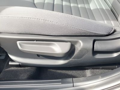 2025 Kia K4 - Photo 9