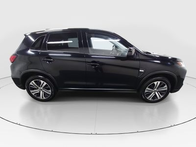 2024 Mitsubishi Outlander Sport — photo 8 view