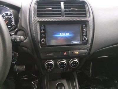 2024 Mitsubishi Outlander Sport — photo 13 view