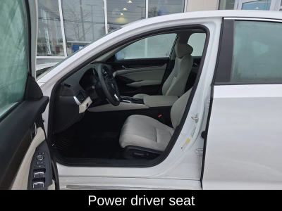 2018 Honda Accord Sedan EX 1.5T CVT — photo 10 view