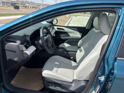 2026 Toyota Camry — photo 14 view
