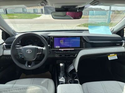 2026 Toyota Camry — photo 17 view