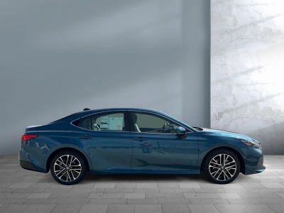 2026 Toyota Camry — photo 7 view
